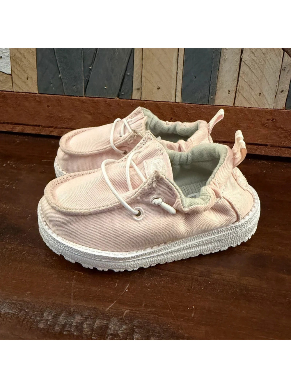 HeyDude Lildude Toddler Light Pink Canvas Slip On Loafer Shoes Size 4 / 5